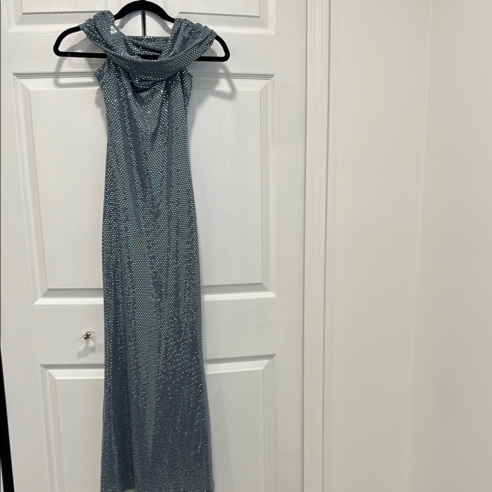 Elegant Blue Sleeveless Dress